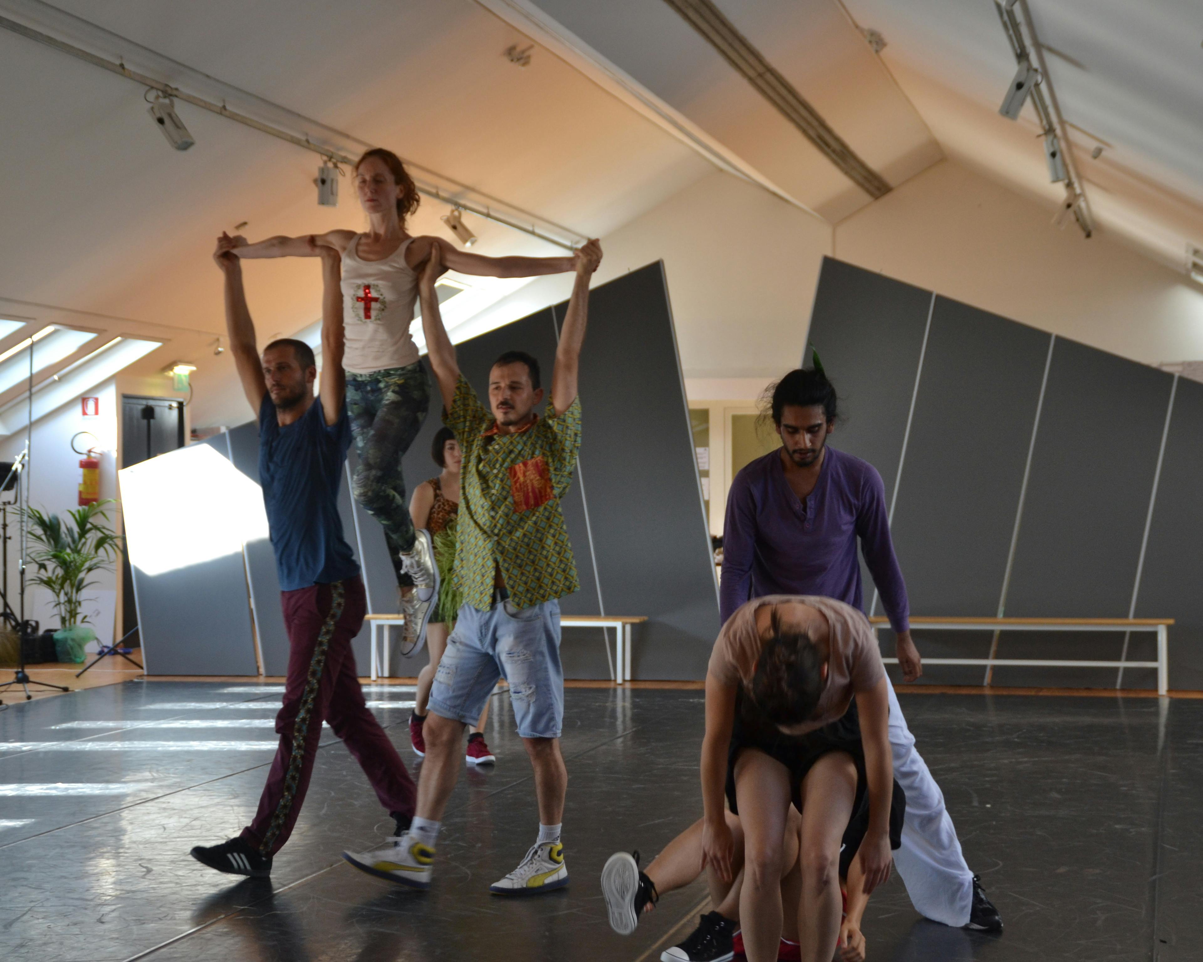 Salvo Lombardo's dancers try a take in our halls