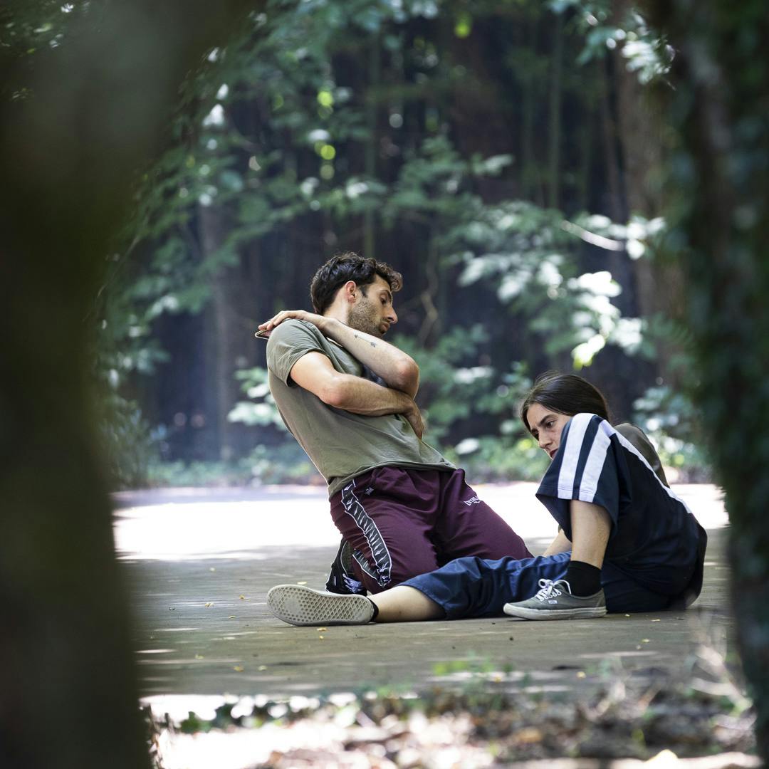Two dancers in the wild