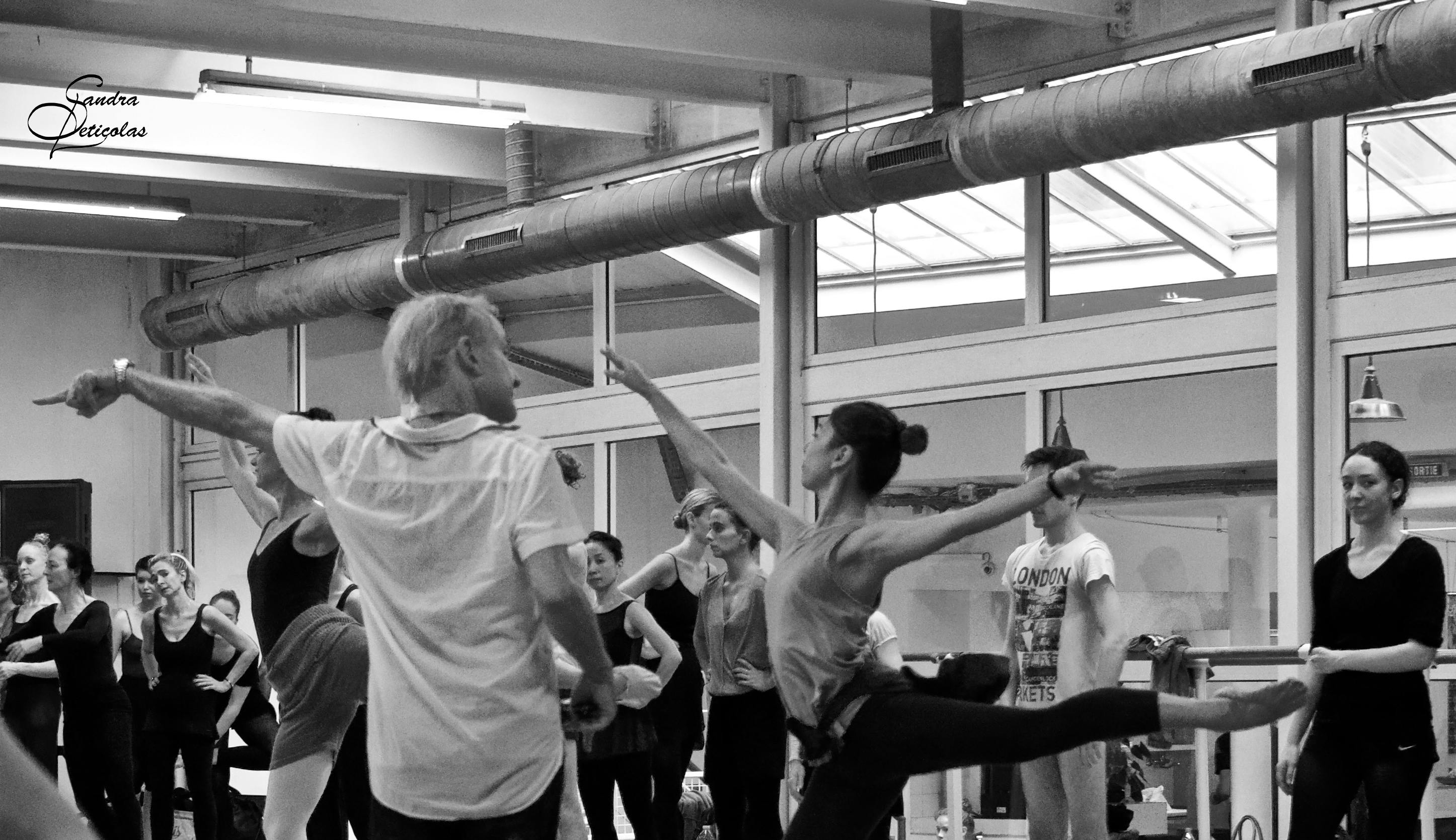Master Wayne Byars giving a class, black and white photo