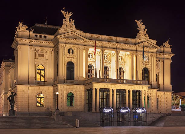 Teatro di Zurigo fotografia della facciata