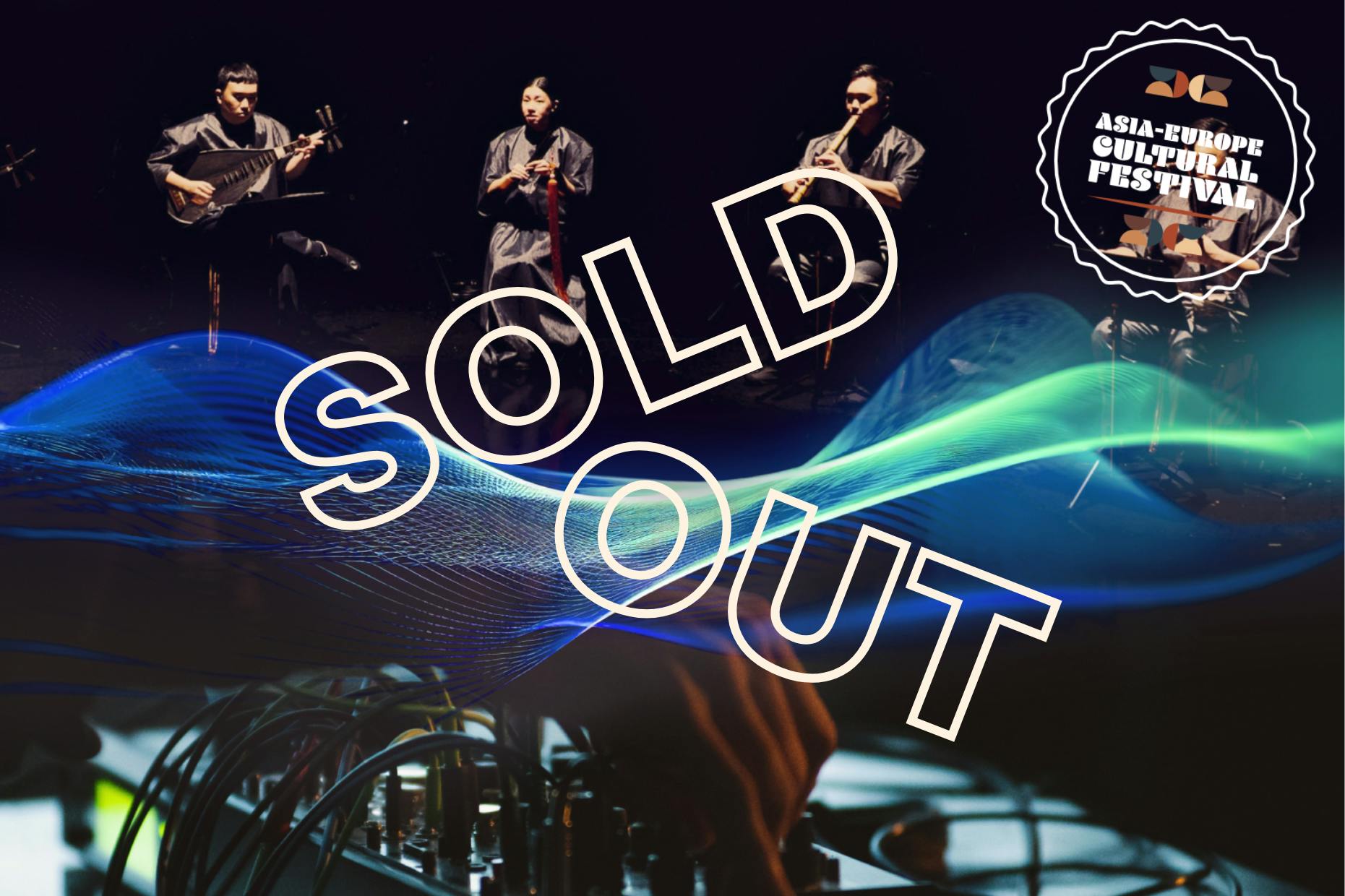 Foto dell'evento con scritta SOLD OUT