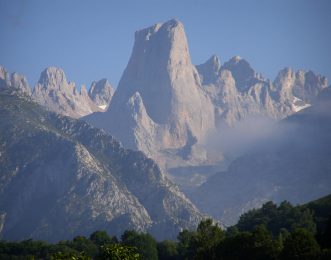 Spain Mountain Guides-