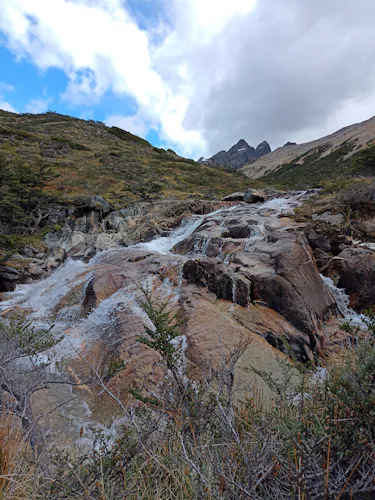 Trekking por la remota laguna de Tierra del Fuego comenzando desde Ushuaia