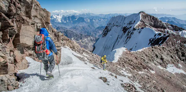 Ascenso al Aconcagua, expedición de 18 días en los Andes | undefined