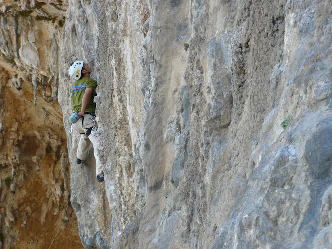 Kalymnos Intermediate- Improve performance climbing7