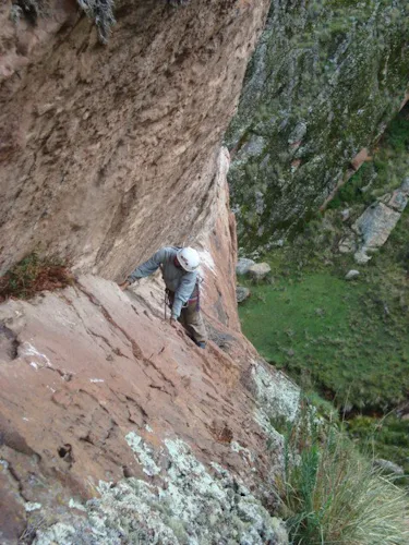 Bolivia rock climbing trip in Peñas, Cordillera Real (2 days)
