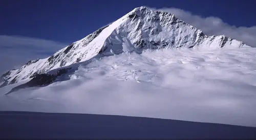 Mount Aspiring Climb in New Zealand (5 days)