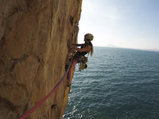 Costa Blanca, Alicante, Sea cliff guided rock climbing
