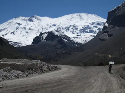 4-day San Jose Volcano ascent in the Central Andes