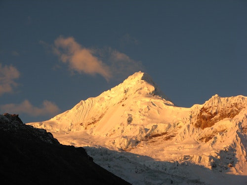 Mount Tocllaraju, 4-day expedition in the Cordillera Blanca
