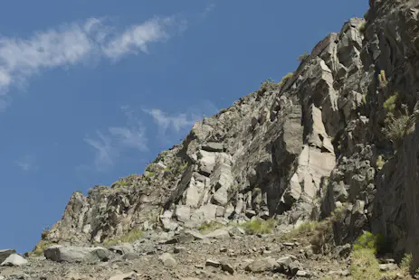 Cajón del Maipo, 2 days rock climbing in Chile