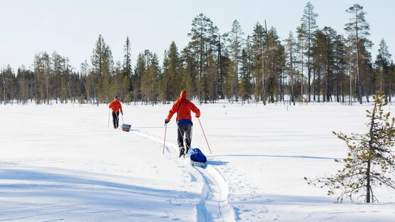 skiing-snoeshoieng-finland-1