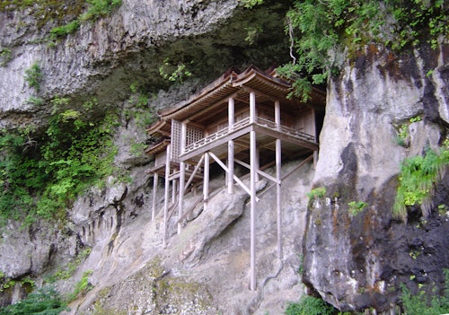 1-day hike to Nageiredo Temple in Tottori Prefecture, Japan