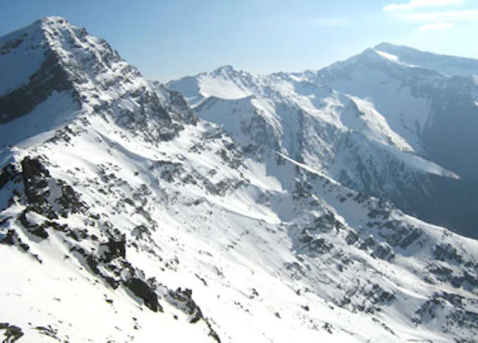 Introducción de 3 días al esquí de travesía en el Parque Nacional Sierra Nevada en España