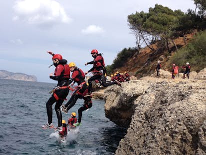 Coasteering adventure in Mallorca: Swimming, abseiling, rock climbing, caving and cliff jumping
