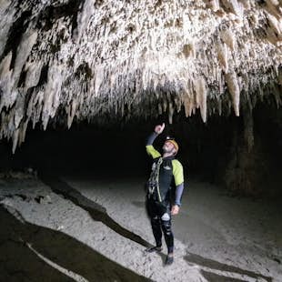 Cova des Coloms hike and swim sea caving adventure in Mallorca