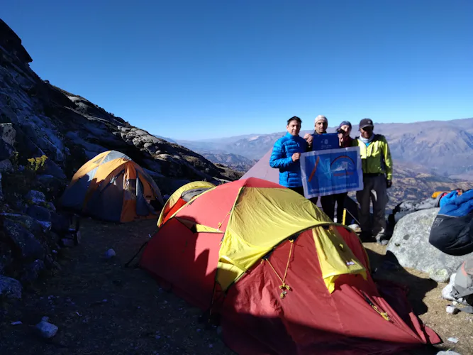Ascenso al Huascarán (6,768m) en la Cordillera Blanca en Perú, 6 días