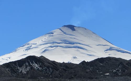 Climb to the top of the Villarrica volcano in Chile, Day trip near Pucón