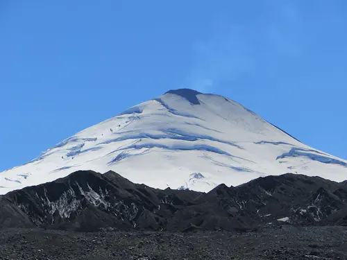 Ascenso a la cima del volcán Villarrica en Chile, expedición de un día cerca de Pucón