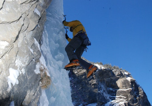 Ice climbing taster day in Adelboden, Switzerland (Bernese Oberland)