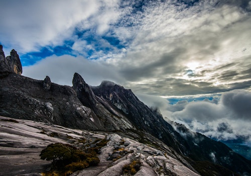 Mount Kinabalu summit & “Walk the Torq” via ferrata, 2 days, 1 night