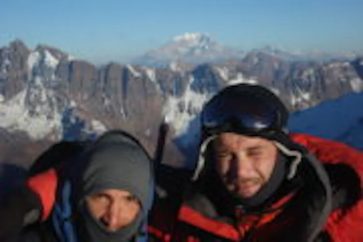 Climb Cerro El Plata (5,960m) in the Andes from Vallecitos in a week, near Mendoza