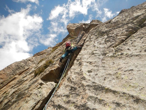 Multi-pitch rock climbing day trip in Barcelona region (Terradets, Vilanova de Meia or Cavallers)