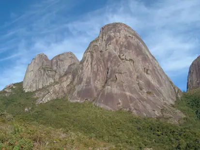 Trekking de 6 días en el Valle de los Dioses en el Parque Estatal Três Picos en Brasil, cerca de Río de Janeiro