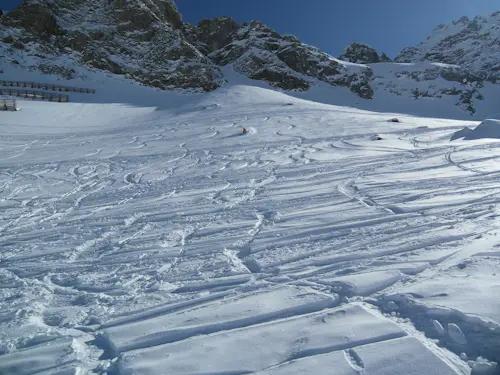 Esquí fuera de pista avanzado para esquiadores avanzados en Arlberg, St Anton