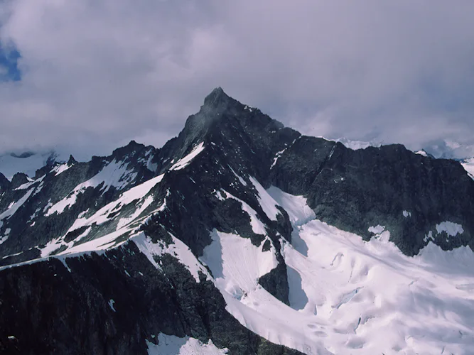 mountain-climbing-forbidden-peak-3