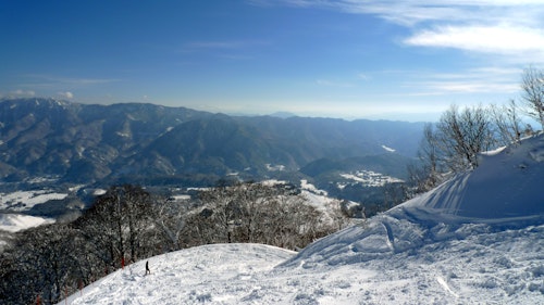 Powder skiing week in Hakuba, Japan (Japanese Alps)