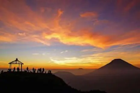 Senaru Crater Rim, 2-day Hike on Mount Rinjani in Indonesia (Lombok)