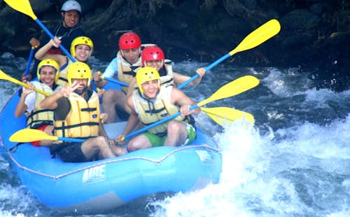 Whitewater rafting down the Pescados River in Mexico to Jalcomulco (2 days)
