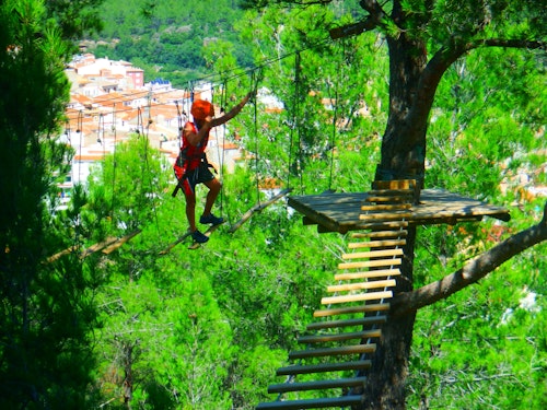 Hanging bridges and zipline adventure in Montanejos, Spain for the whole family (Half-day)