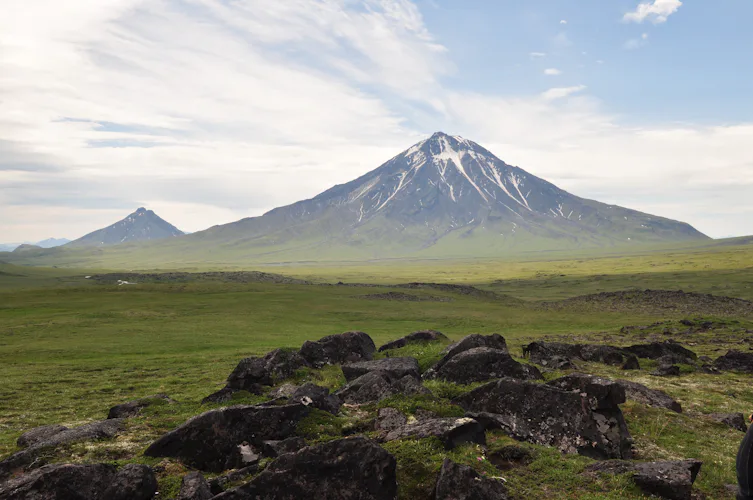 14-day Trek around the Tolbachik volcano on the Kamchatka Peninsula (Russia)