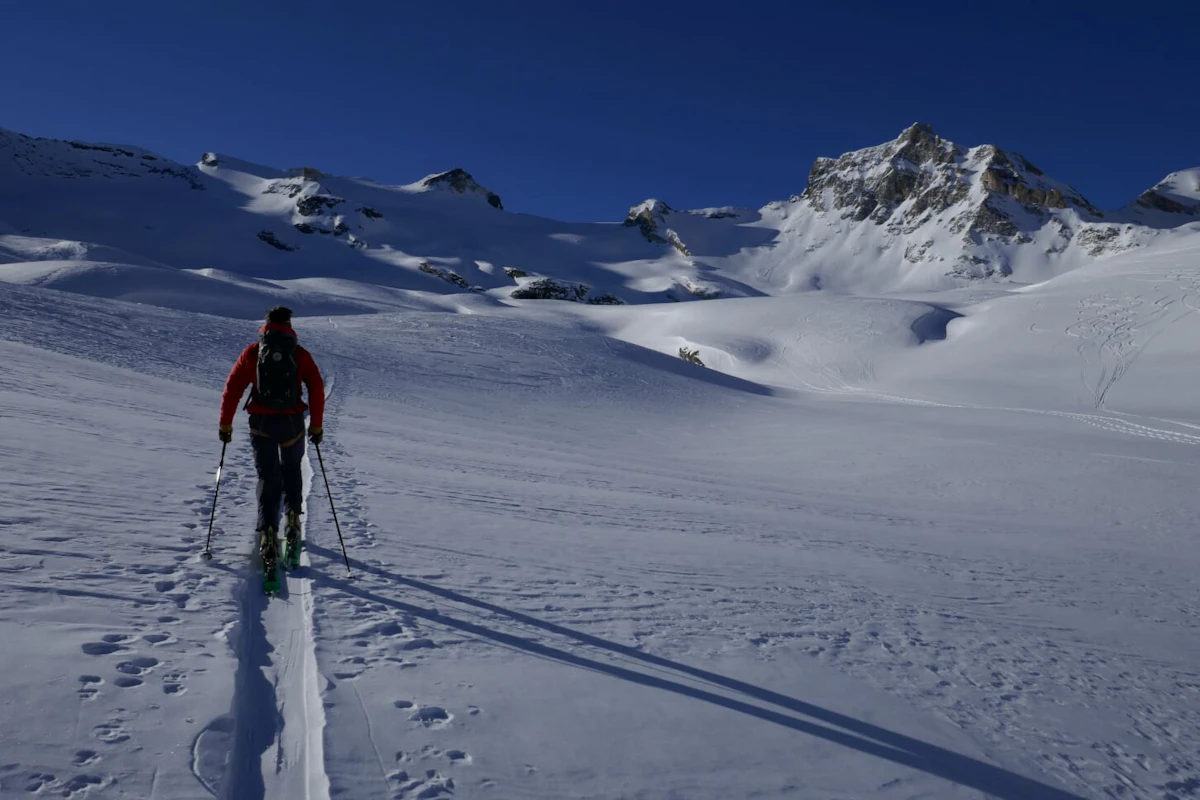 Ski touring from the Benevolo Hut