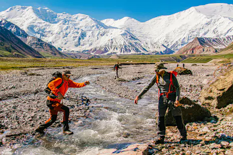 Escalade du pic Lénine depuis Osh au Kirghizistan, 23 jours