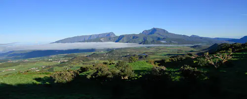 GR R1 “Tour du Piton des Neiges”, 5-day hike on Réunion Island (France)