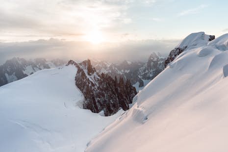 Ascension du Mont Blanc par la voie des Cosmiques, au départ de Chamonix (2 jours)