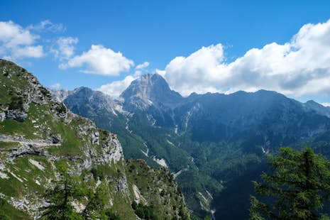 Trekking in Val Zemola and Val Cimoliana, 6 days with accommodation in mountain huts in northern Italy