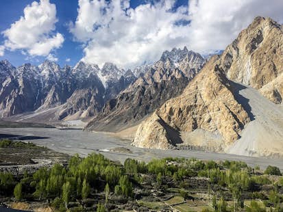 Passu Glacier to Borith Lake, Day Hike in Pakistan’s Hunza Valley