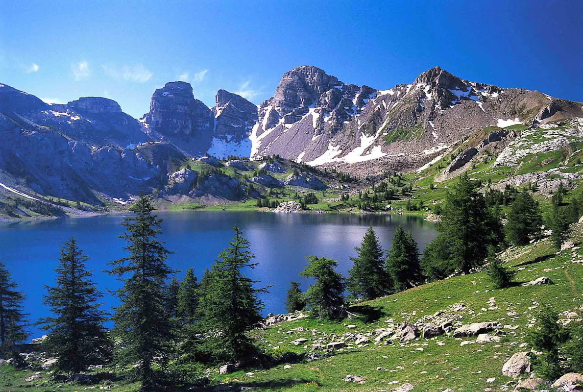 Allos Lake (Lac d’Allos), 2-day hike in the Mercantour National Park | France