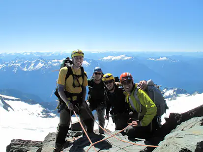 Mount Shuksan (2,782m), 3-day Summit via the Sulphide Glacier, near Seattle