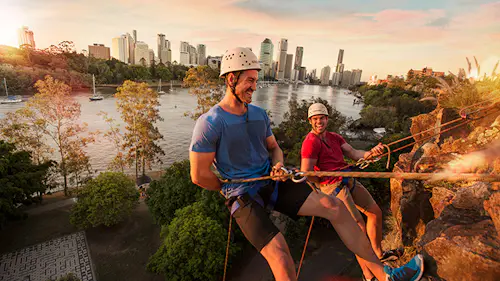 Rock climbing for all levels on the Kangaroo Point Cliffs in Brisbane (Half-day)