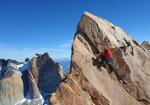 Climb the Central Tower in Torres del Paine via the Bonington – Whillans route (5 days)