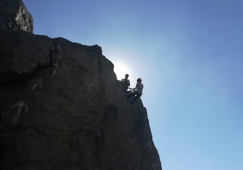 Outdoor rock climbing course for beginners near Quito, Ecuador