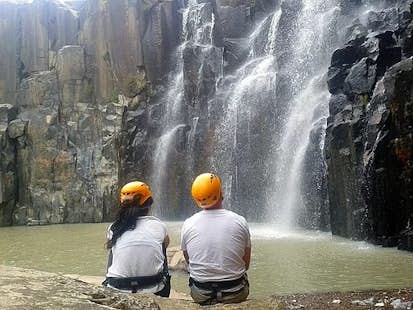 Rappelling down the waterfalls in Tixhiñú (State of Mexico), Day trip from Querétaro
