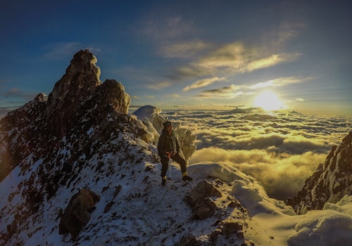 “Fast ascent” on the Illinizas: Climb Illiniza Sur (5,263m) & Illiniza Norte (5,125m) in 2 days, from Quito