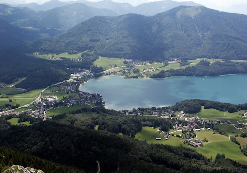 Easy rock climbing day on Schober-Frauenkopf with panoramic views of Lake Fuschl, Salzburg