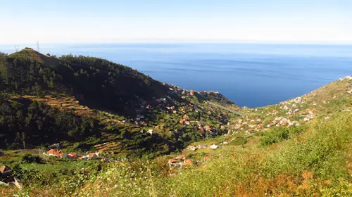 Easy half-day hike from Boa Morte to Quinta Grande in Madeira